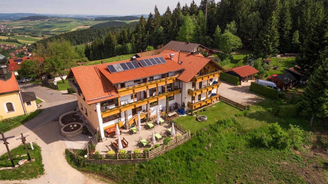 Hotel Kolmsteiner Hof Neukirchen beim Heiligen Blut Exterior foto